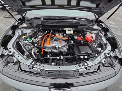 New 2025 Chevrolet Equinox EV RS w/ Convenience Package II image 29