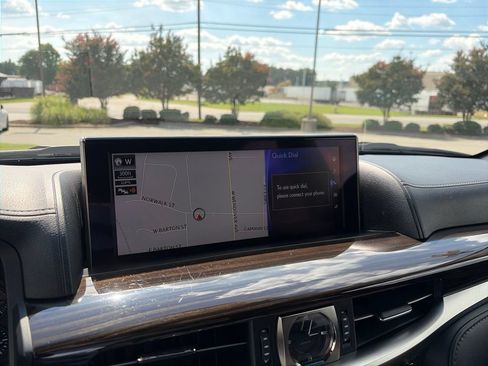 Used 2021 Lexus LX 570 4WD w/ Inspiration Series #2 image 9
