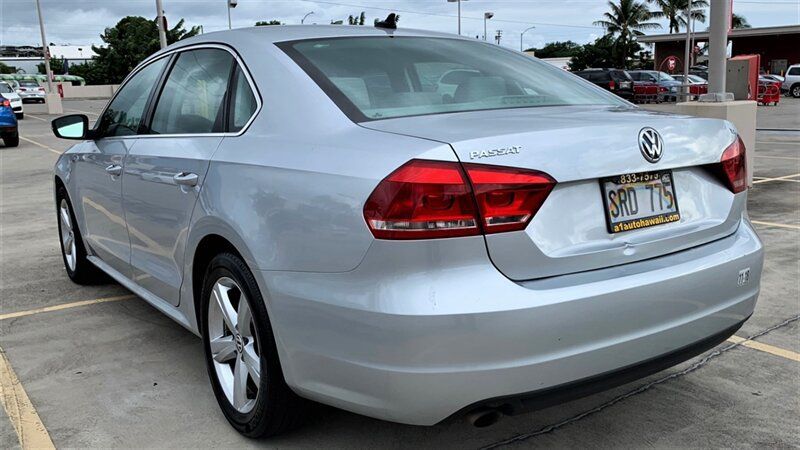 Used 2015 Volkswagen Passat 1.8T Limited Edition FWD image 7