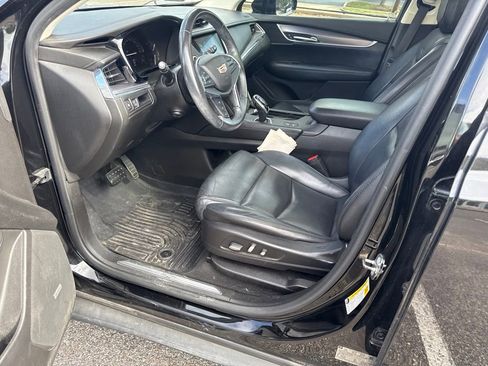 Used 2018 Cadillac XT5 Premium Luxury FWD image 14