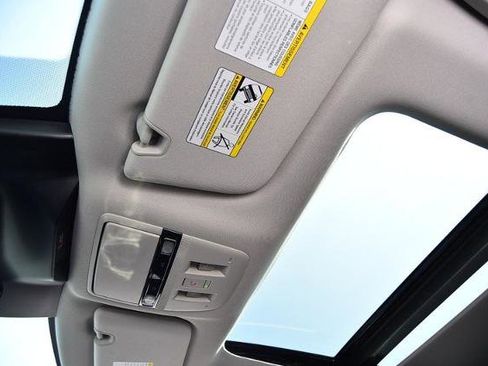 New 2025 Nissan Murano SL image 25