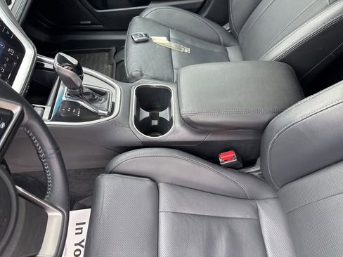 Used 2022 Subaru Outback Limited w/ Popular Package #2 image 28