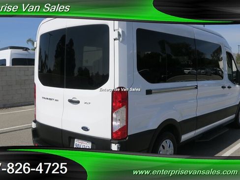 Used 2022 Ford Transit 350 XLT RWD image 5