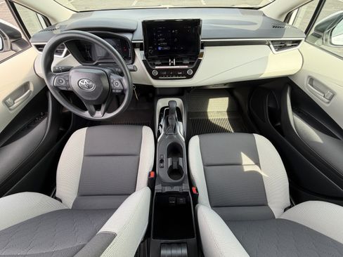 Used 2026 Toyota Corolla LE FWD image 17