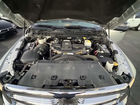 Used 2018 RAM 3500 Big Horn image 16