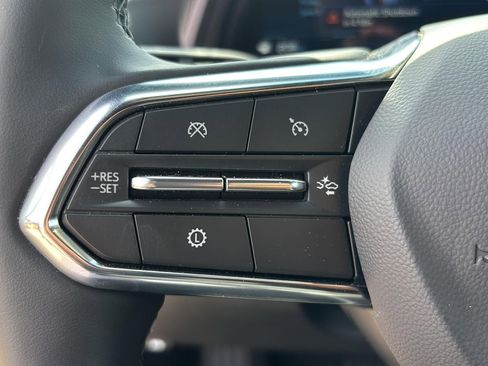 Used 2026 Chevrolet Equinox LT FWD image 10