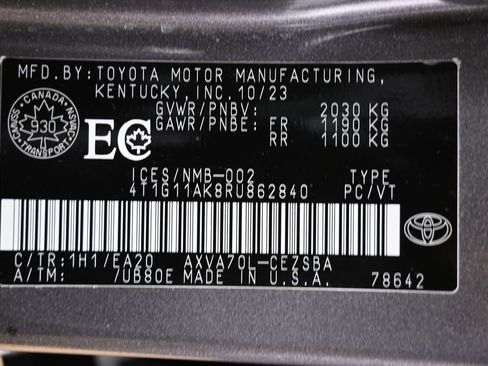 Used 2024 Toyota Camry SE image 37