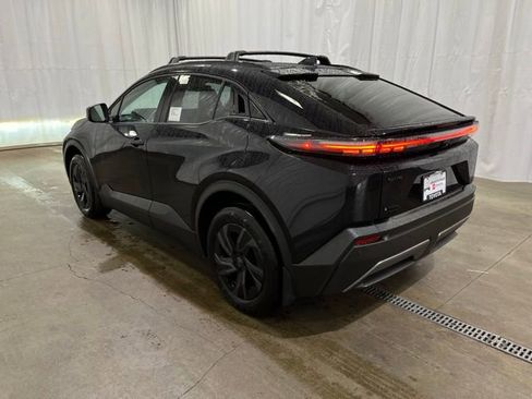 New 2026 Toyota C-HR AWD/4WD image 5