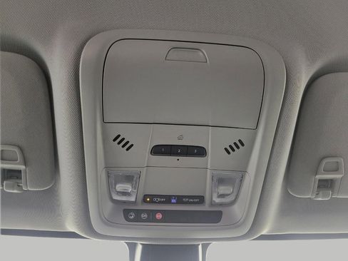 Used 2024 Chevrolet Blazer LT w/ Convenience Package image 18