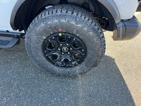 New 2025 Ford Bronco Badlands image 21