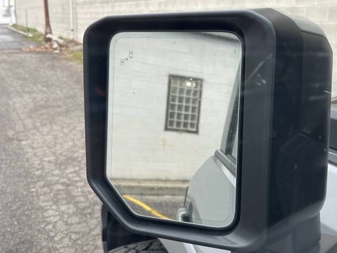 Used 2025 Lexus GX 550 w/ Accessory Package (Z1) image 9