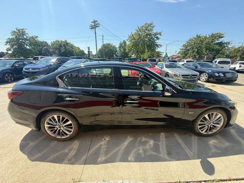 Used 2018 INFINITI Q50 Luxe w/ Essential Package (3.0T Luxe) AWD/4WD image 6