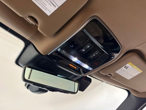 Used 2026 Land Rover Range Rover Autobiography AWD/4WD image 18
