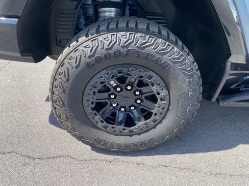 Used 2024 GMC Hummer EV 3X w/ Omega Edition image 6