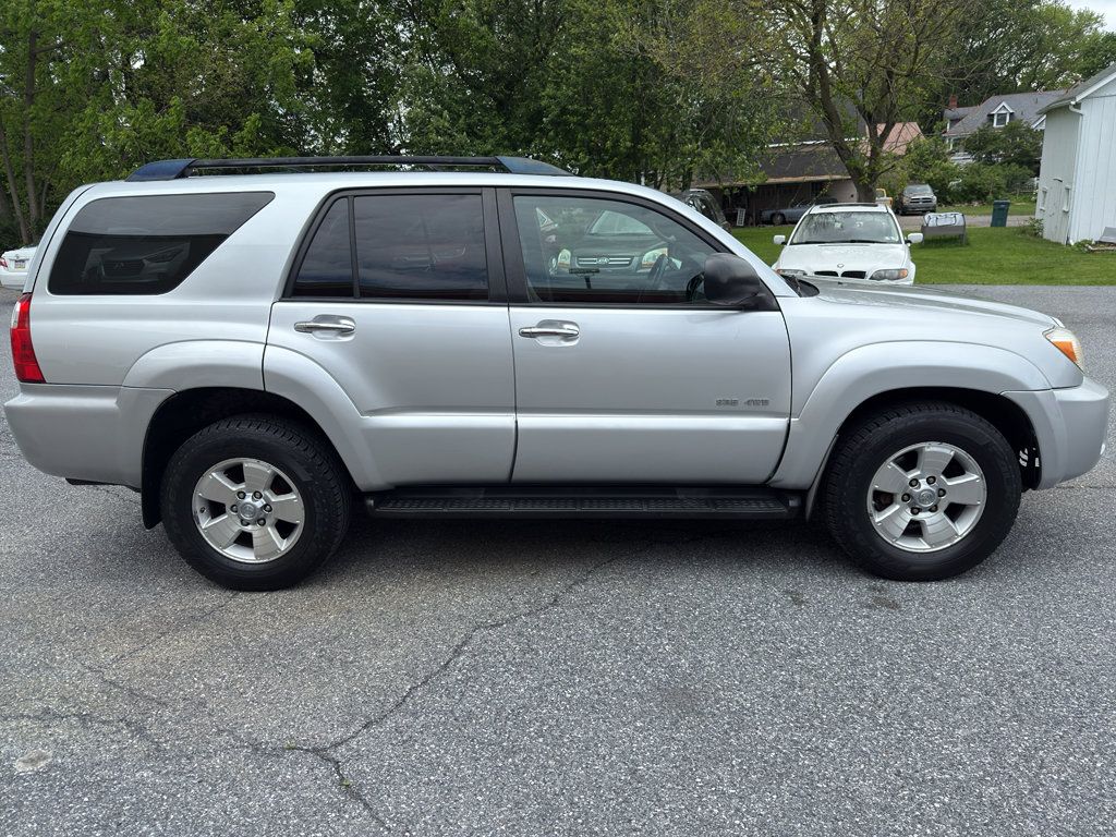 Used 2008 Toyota 4Runner SR5 AWD/4WD image 6