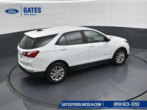 Used 2020 Chevrolet Equinox LS FWD image 44