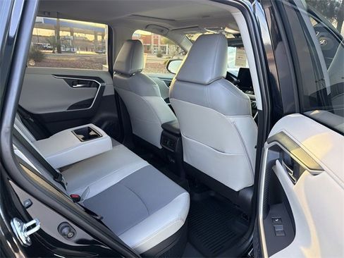 Used 2025 Toyota RAV4 Limited w/ Advanced Technology Package image 30