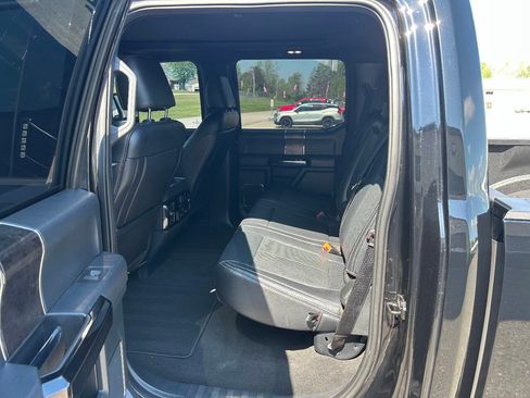 Used 2022 Ford F250 Lariat w/ Lariat Ultimate Package AWD/4WD image 15