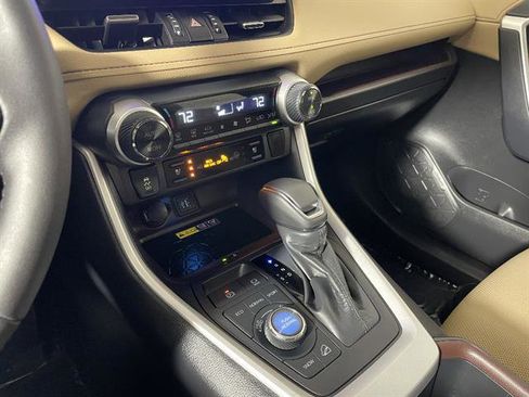 Certified 2025 Toyota RAV4 Limited w/ Advanced Technology Package image 20