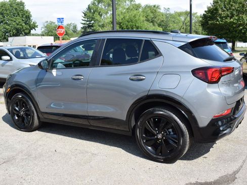 Used 2025 Buick Encore GX Sport Touring w/ Black Roof Package AWD/4WD image 10