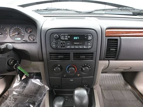 Used 1999 Jeep Grand Cherokee Laredo AWD/4WD image 26