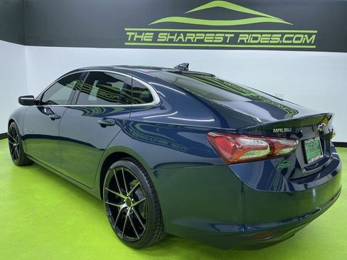 Used 2020 Chevrolet Malibu LT w/ Leather Package image 7