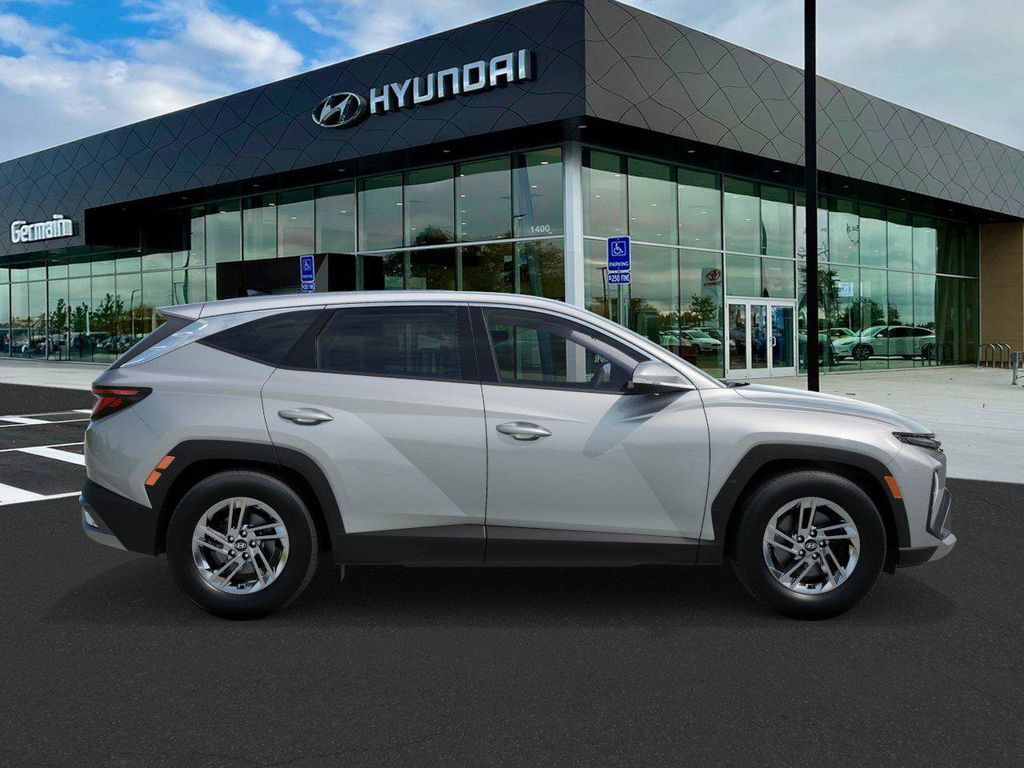 New 2026 Hyundai Tucson SE AWD/4WD image 7