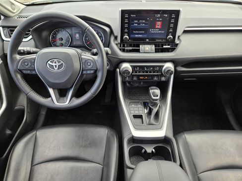Used 2020 Toyota RAV4 XLE Premium AWD/4WD image 20