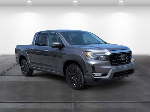 Used 2022 Honda Ridgeline RTL-E image 2