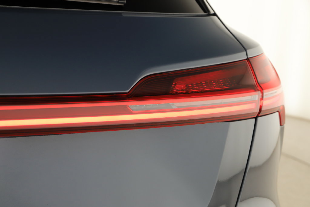 Certified 2024 Audi Q8 e-tron Premium Plus AWD/4WD image 30