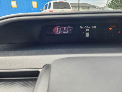 Used 2015 Toyota Prius C Two FWD image 20