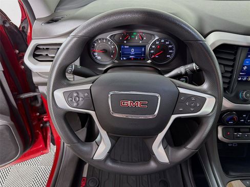 Used 2023 GMC Acadia SLE w/ Driver Convenience Package image 12