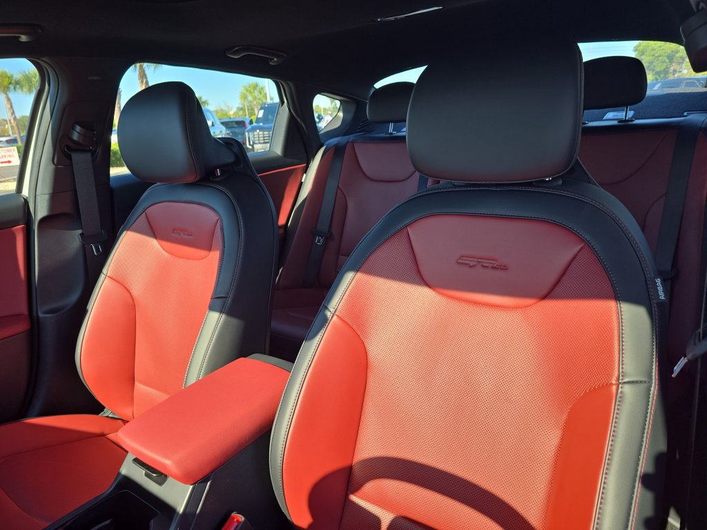 New 2026 Kia K4 GT-Line w/ GT-Line Premium Package FWD image 21