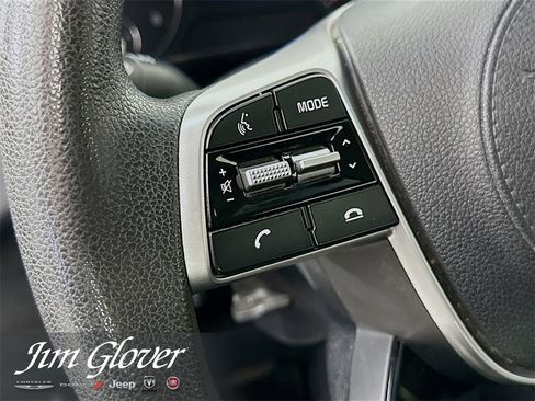 Used 2020 Kia Sorento LX image 29