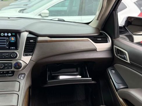 Used 2019 GMC Yukon XL Denali w/ Denali Ultimate Package image 39