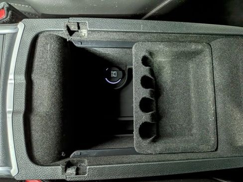 Used 2018 Dodge Charger GT image 23