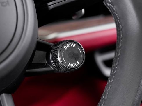 Used 2024 Porsche Cayenne image 16