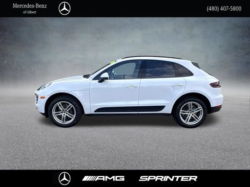 Used 2017 Porsche Macan AWD/4WD image 2
