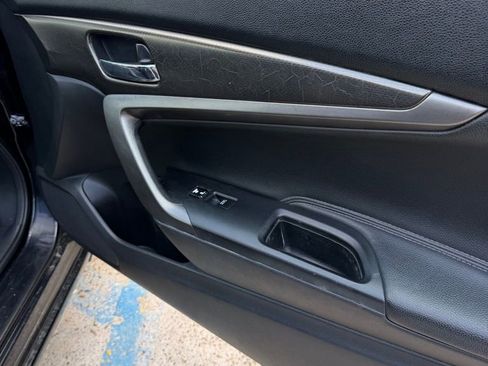 Used 2017 Honda Accord Touring image 22