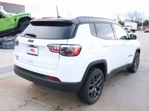 New 2026 Jeep Compass Limited image 20