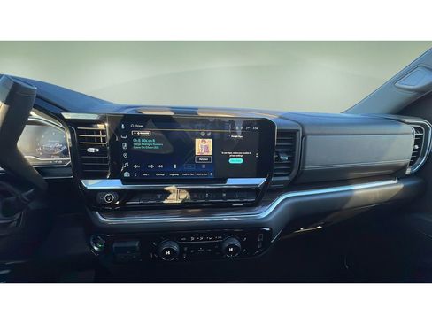 Certified 2025 Chevrolet Silverado 2500 LT w/ Convenience Package image 16