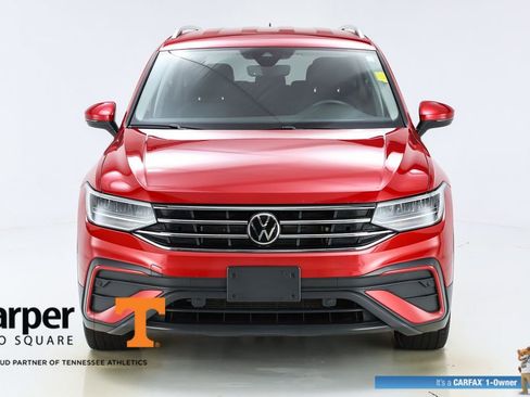 Used 2022 Volkswagen Tiguan SE image 16