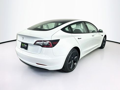 Used 2022 Tesla Model 3 Standard Range Plus RWD image 9