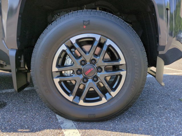 Used 2026 Toyota Tacoma TRD Sport w/ TRD Sport Premium Package AWD/4WD image 11