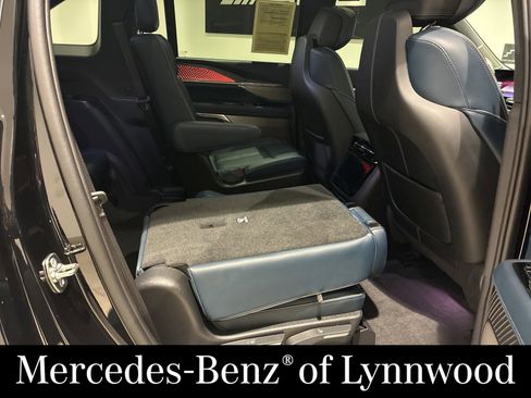 Used 2025 Cadillac Escalade IQ Sport 2 AWD/4WD image 33