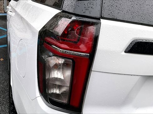 Used 2024 Chevrolet Tahoe Z71 image 27