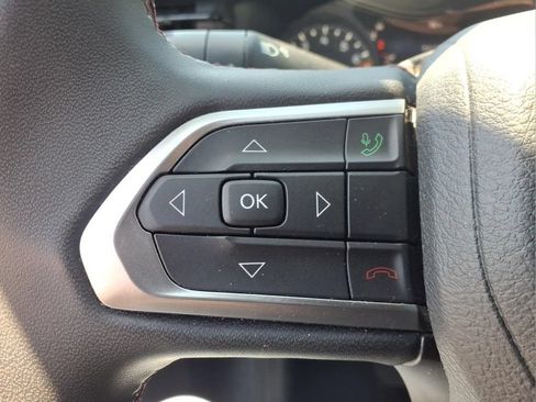 Used 2023 Jeep Compass Trailhawk AWD/4WD image 19