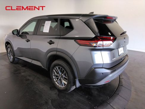 Used 2023 Nissan Rogue S image 8