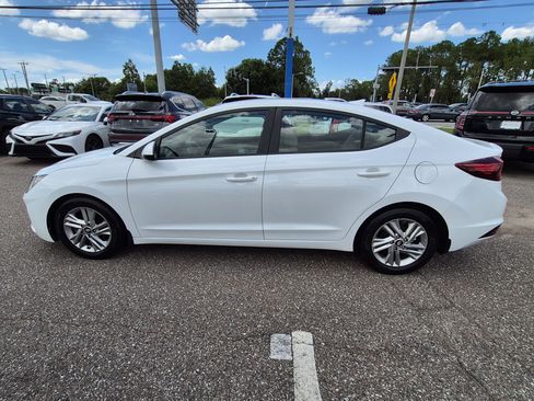Used 2020 Hyundai Elantra SEL FWD image 3