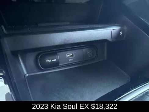 Used 2023 Kia Soul EX FWD image 27